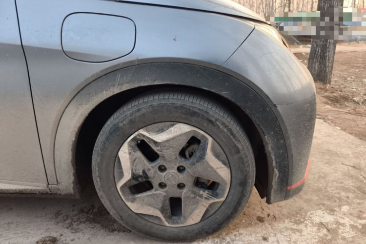 Used BYD Dolphin 2021 405 km Fashion Edition Right Front Wheel Hub
