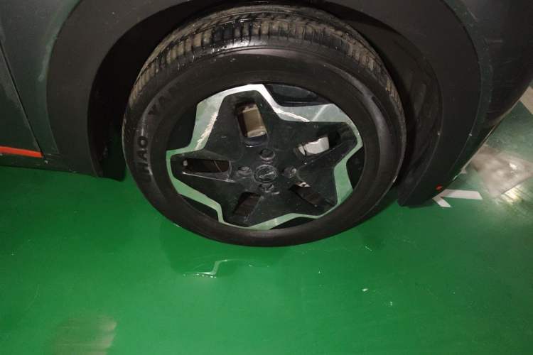 Used BYD Dolphin 2021 405 km Free Version Right Front Wheel Hub