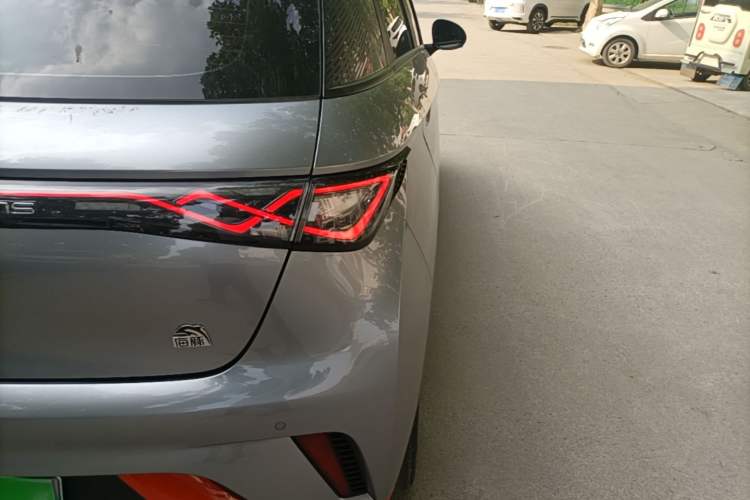Used BYD Dolphin 2021 405 km Fashion Edition Right Rear Taillight