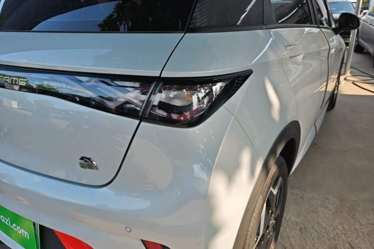 Used BYD Dolphin 2021 405 km Fashion Edition Right Rear Taillight