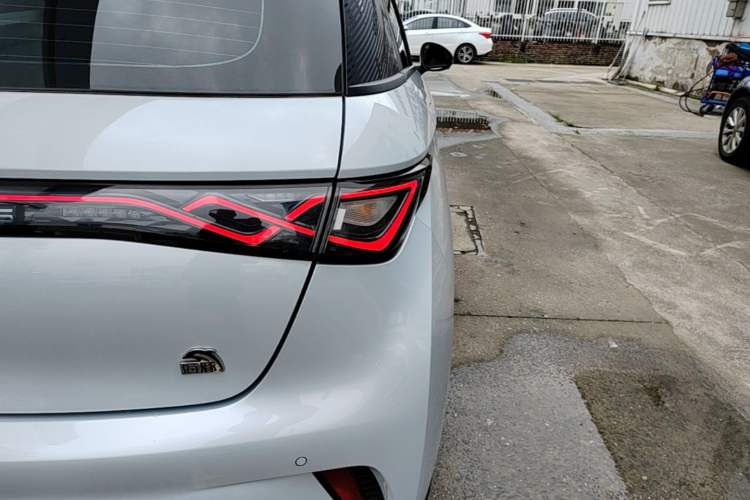 Used BYD Dolphin 2021 405 km Fashion Edition Right Rear Taillight