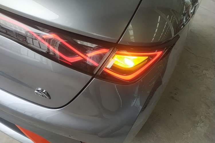 Used BYD Dolphin 2021 405 km Fashion Edition Right Rear Taillight