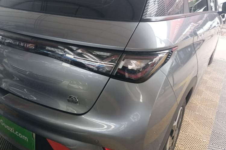 Used BYD Dolphin 2021 405 km Fashion Edition Right Rear Taillight