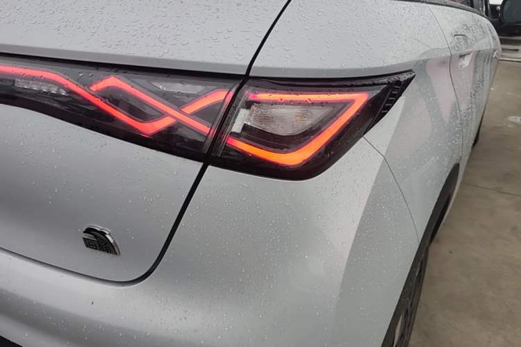 Used BYD Dolphin 2021 405 km Fashion Edition Right Rear Taillight