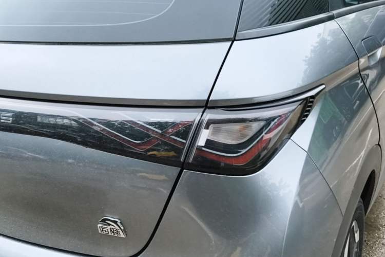 Used BYD Dolphin 2021 405 km Fashion Edition Right Rear Taillight