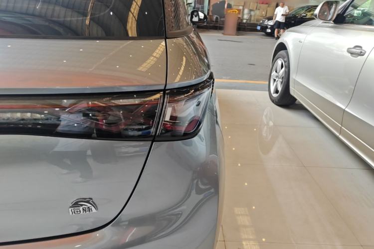 Used BYD Dolphin 2021 405 km Fashion Edition Right Rear Taillight