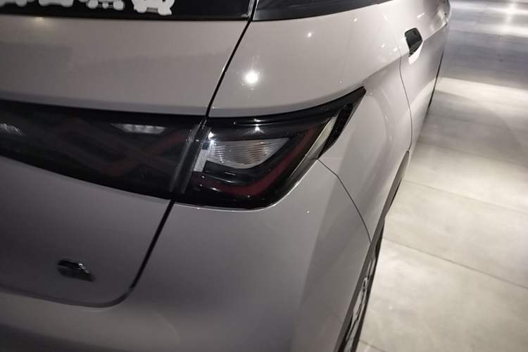 Used BYD Dolphin 2021 405 km Fashion Edition Right Rear Taillight
