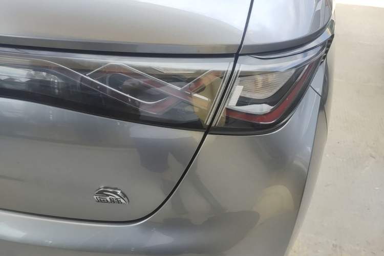 Used BYD Dolphin 2021 405 km Fashion Edition Right Rear Taillight