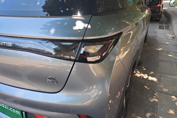 Used BYD Dolphin 2021 405 km Fashion Edition Right Rear Taillight