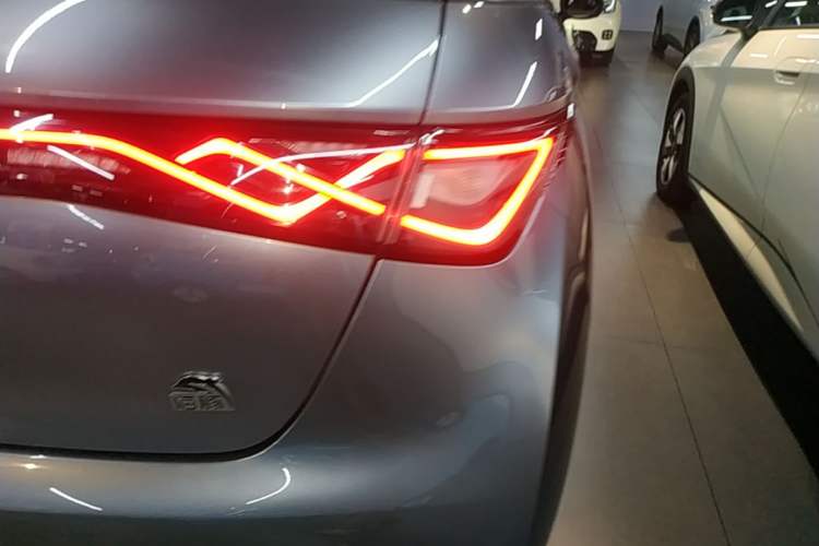 Used BYD Dolphin 2021 405 km Fashion Edition Right Rear Taillight