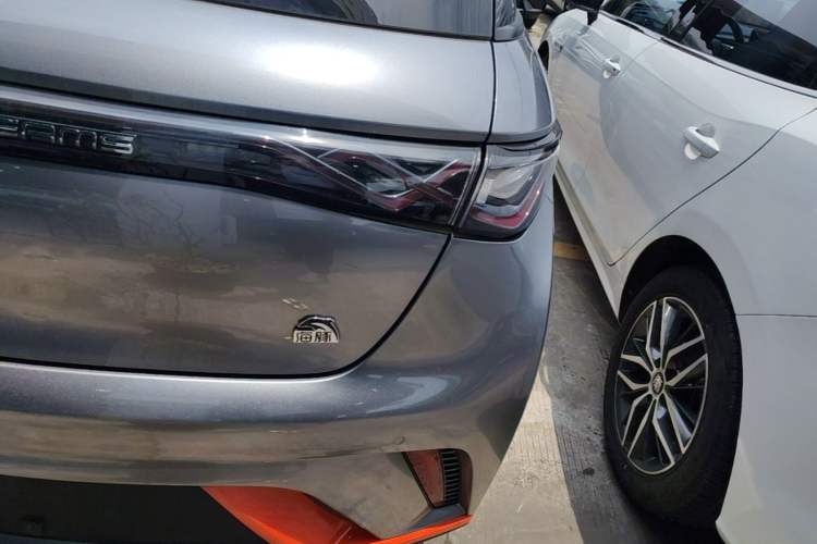 Used BYD Dolphin 2021 405 km Fashion Edition Right Rear Taillight