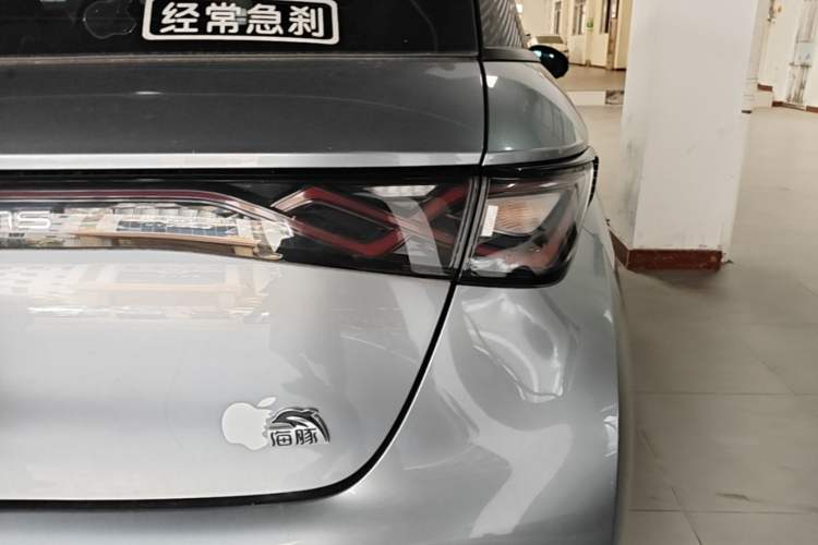 Used BYD Dolphin 2021 405 km Fashion Edition Right Rear Taillight