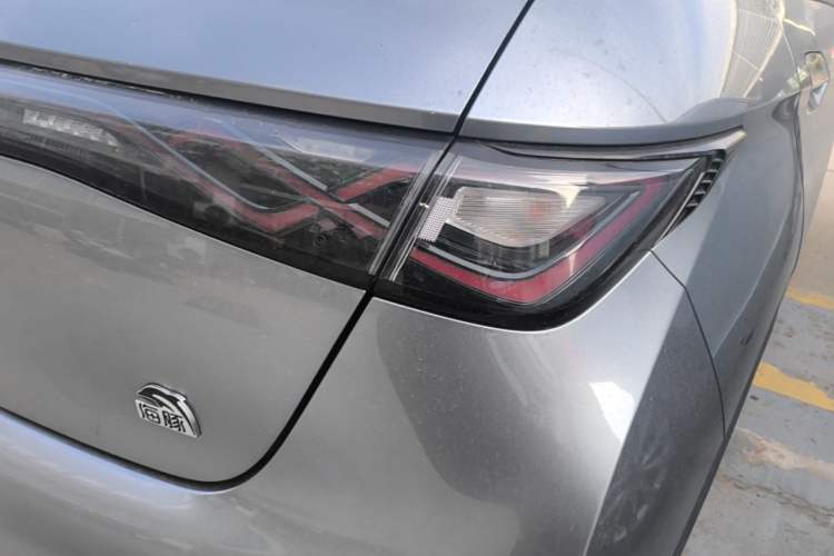Used BYD Dolphin 2021 405 km Fashion Edition Right Rear Taillight