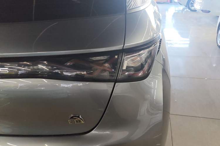 Used BYD Dolphin 2021 405 km Fashion Edition Right Rear Taillight