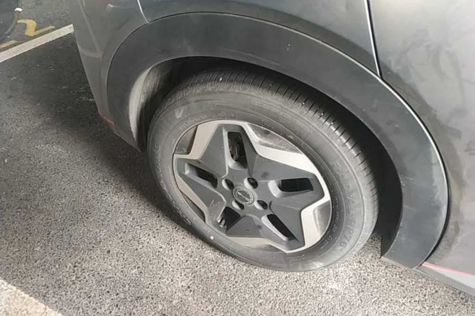 Used BYD Dolphin 2021 405 km Fashion Edition Right Rear Wheel Hub