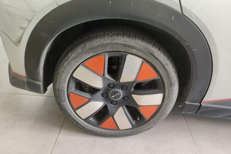 Used BYD Dolphin 2021 401km Knight Edition Right Rear Wheel Hub