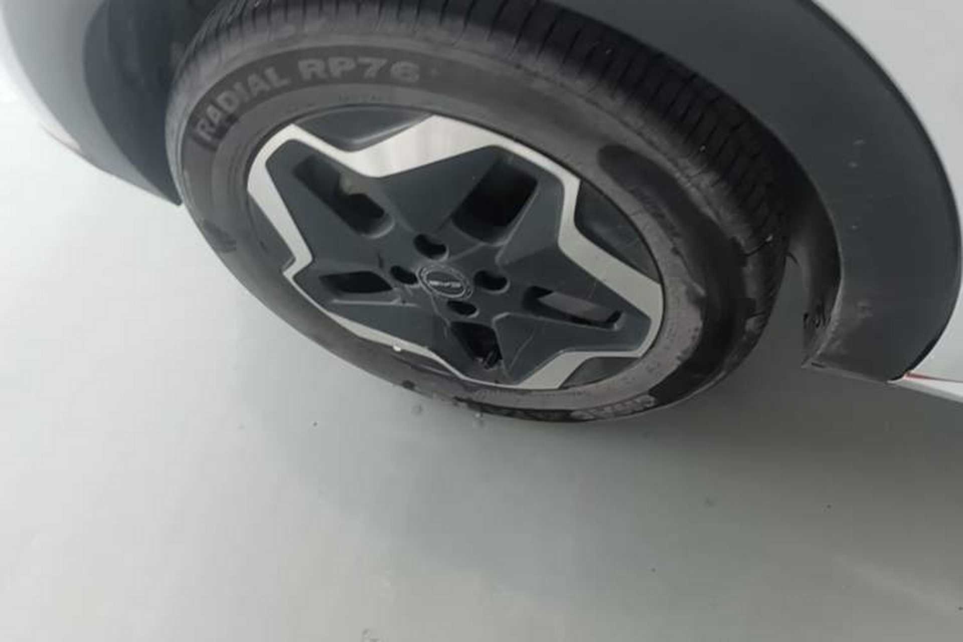 Used BYD Dolphin 2021 405 km Fashion Edition Right Rear Wheel Hub