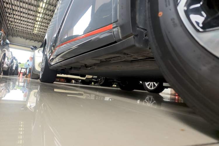 Used BYD Dolphin 2021 405 km Fashion Edition Right Side Sill