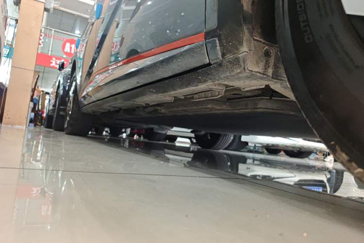Used BYD Dolphin 2021 405 km Fashion Edition Right Side Sill
