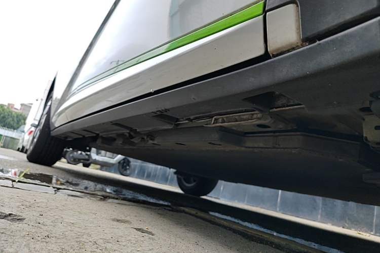 Used BYD Dolphin 2021 405 km Fashion Edition Right Side Sill