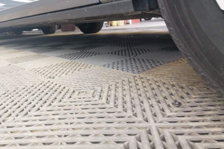 Used BYD Dolphin 2021 405 km Fashion Edition Right Side Sill