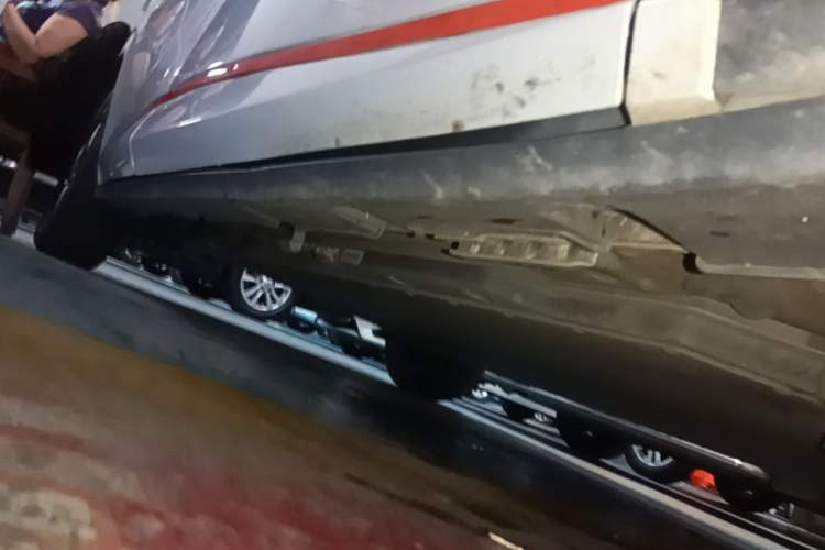 Used BYD Dolphin 2021 405 km Fashion Edition Right Side Sill