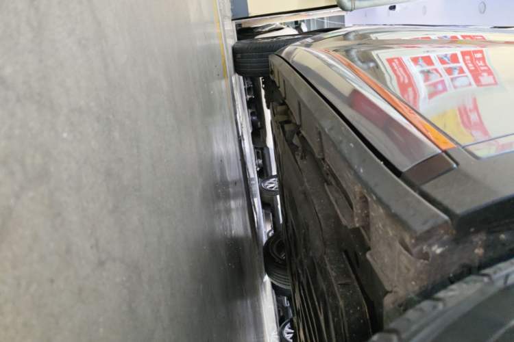 Used BYD Dolphin 2021 405 km Fashion Edition Right Side Sill