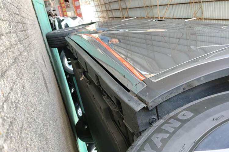 Used BYD Dolphin 2021 405 km Free Version Right Side Sill