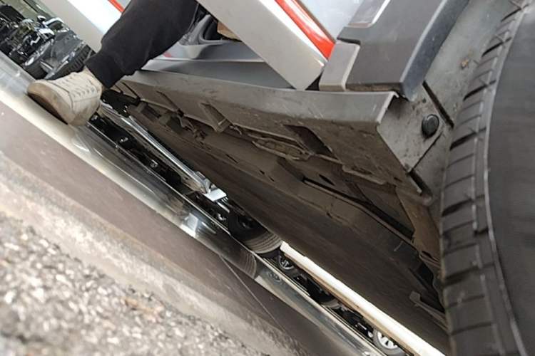 Used BYD Dolphin 2021 405 km Fashion Edition Right Side Sill