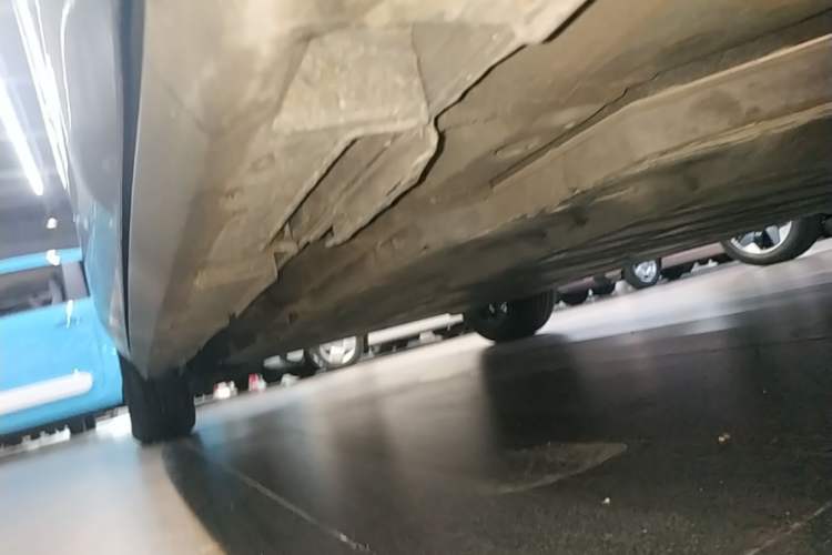 Used BYD Dolphin 2021 405 km Fashion Edition Right Side Sill