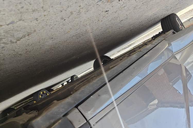 Used BYD Dolphin 2021 405 km Fashion Edition Right Side Sill