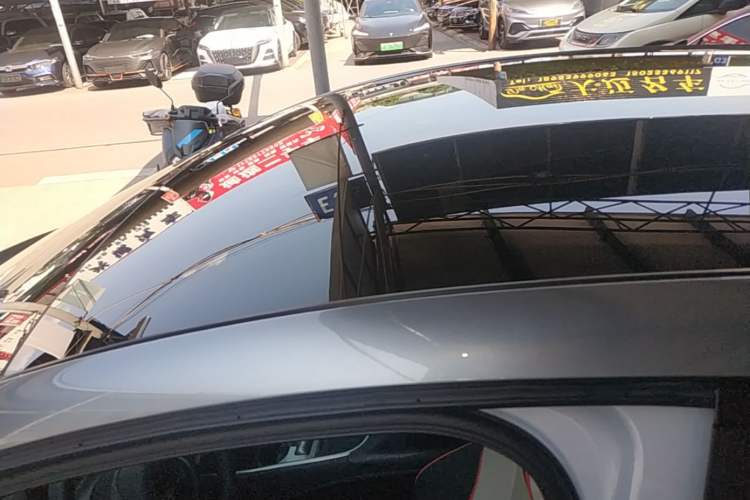 Used BYD Dolphin 2021 405 km Fashion Edition Roof