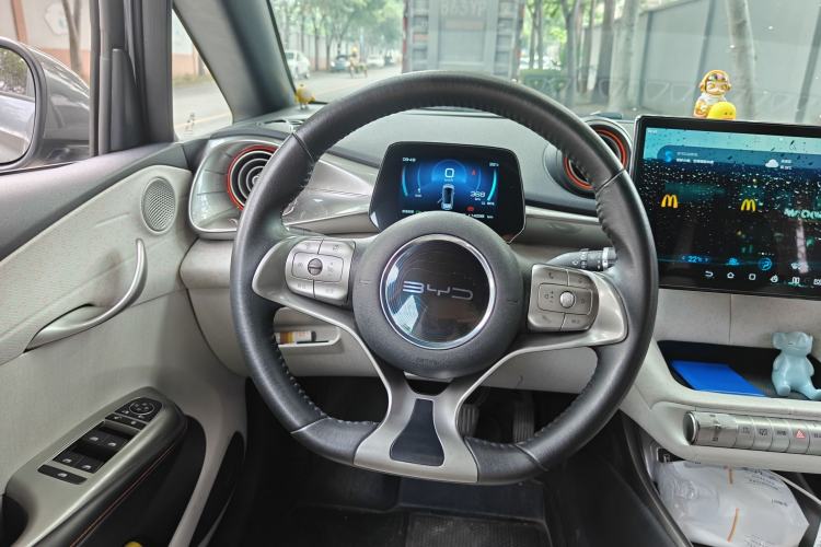 Used BYD Dolphin 2021 405 km Fashion Edition Steering Wheel