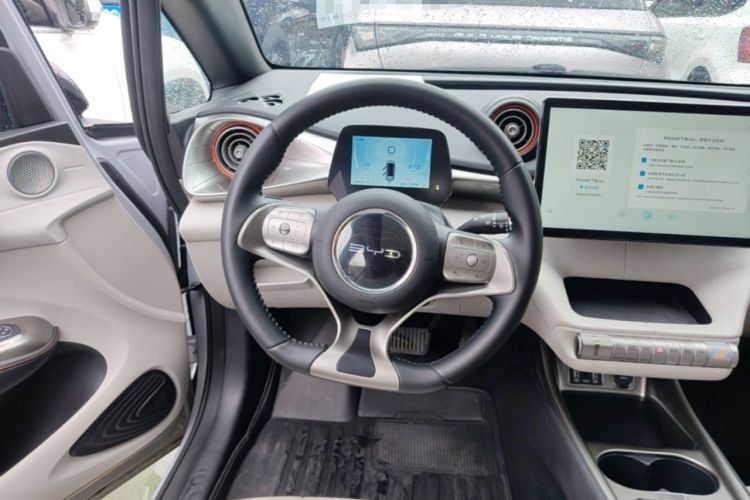 Used BYD Dolphin 2021 405 km Fashion Edition Steering Wheel