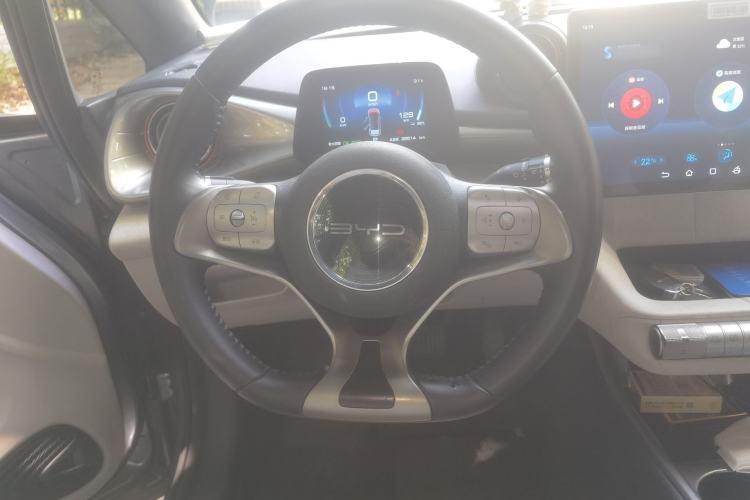 Used BYD Dolphin 2021 405 km Fashion Edition Steering Wheel