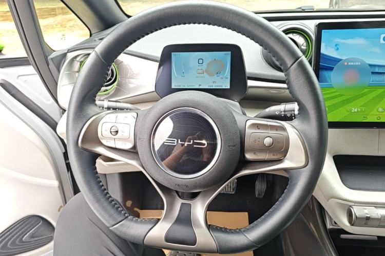 Used BYD Dolphin 2021 405 km Fashion Edition Steering Wheel