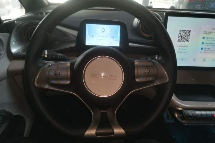 Used BYD Dolphin 2021 405 km Fashion Edition Steering Wheel