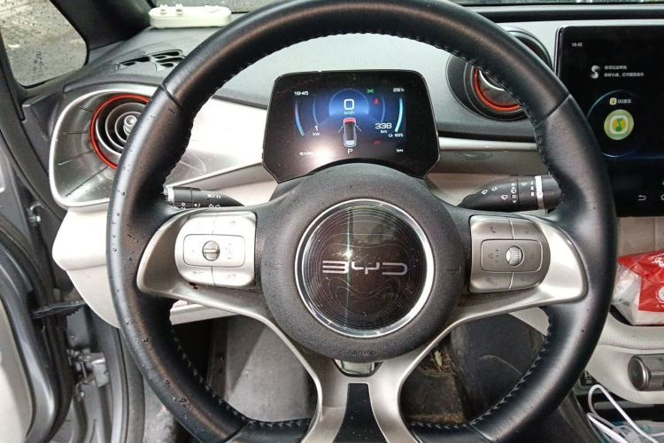Used BYD Dolphin 2021 405 km Fashion Edition Steering Wheel