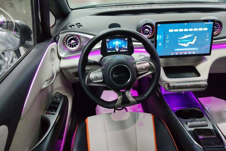 Used BYD Dolphin 2021 405 km Fashion Edition Steering Wheel