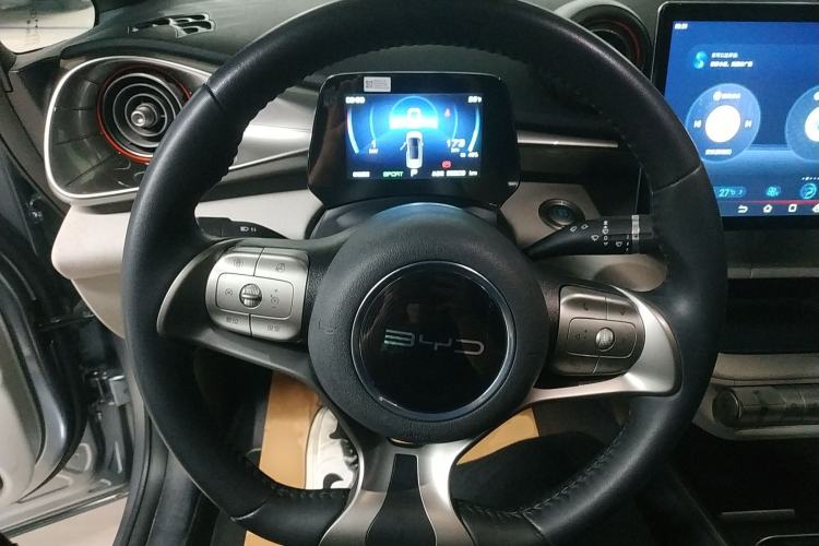 Used BYD Dolphin 2021 405 km Fashion Edition Steering Wheel