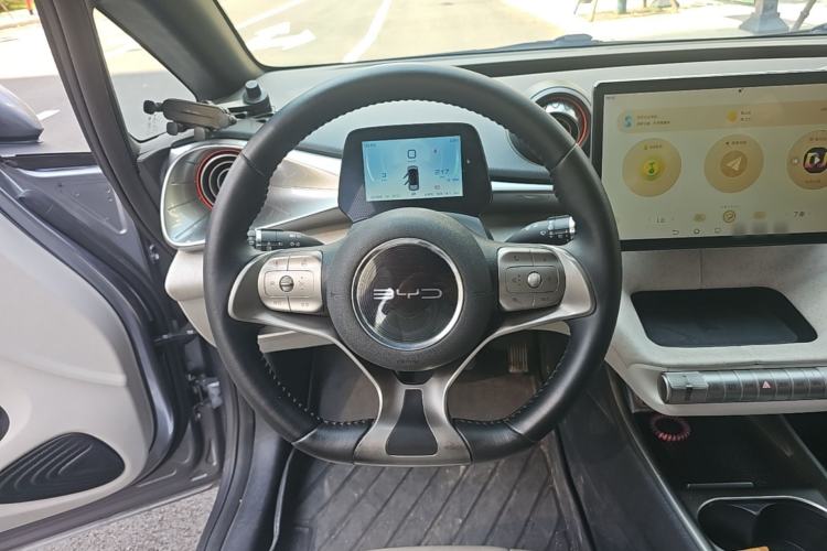 Used BYD Dolphin 2021 405 km Fashion Edition Steering Wheel