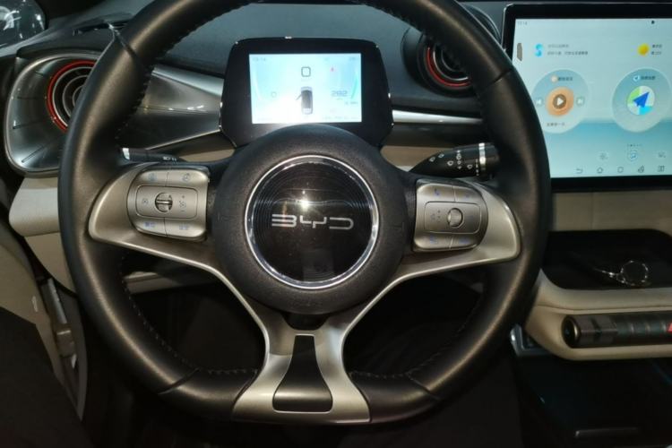 Used BYD Dolphin 2021 405 km Fashion Edition Steering Wheel