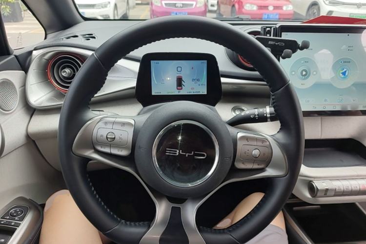 Used BYD Dolphin 2021 405 km Fashion Edition Steering Wheel