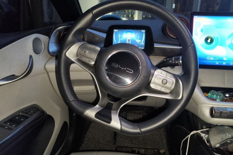 Used BYD Dolphin 2021 405 km Fashion Edition Steering Wheel