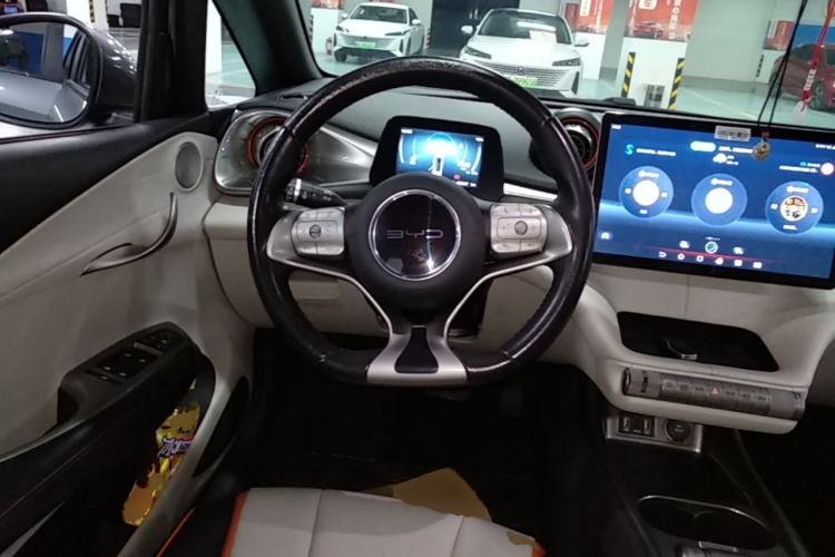 Used BYD Dolphin 2021 405 km Fashion Edition Steering Wheel