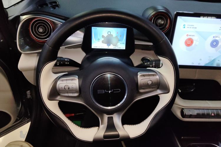 Used BYD Dolphin 2021 405 km Free Version Steering Wheel