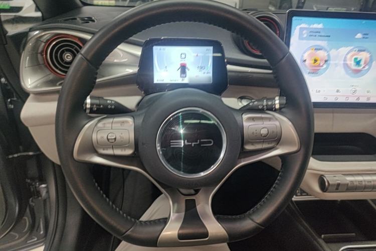 Used BYD Dolphin 2021 405 km Fashion Edition Steering Wheel