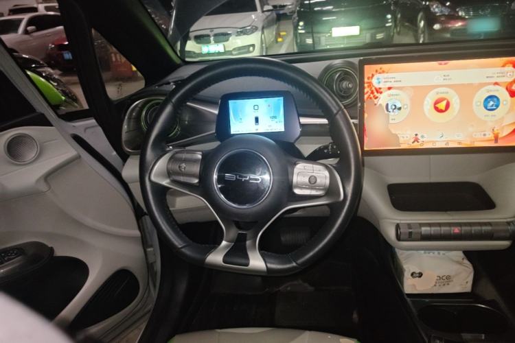 Used BYD Dolphin 2021 405 km Fashion Edition Steering Wheel