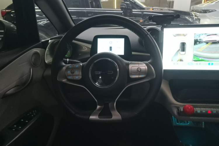 Used BYD Dolphin 2021 405 km Fashion Edition Steering Wheel