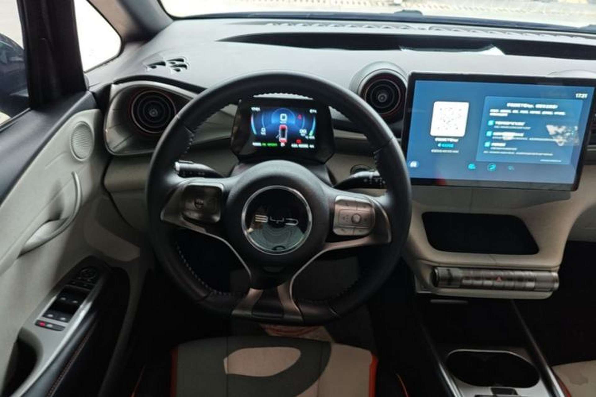 Used BYD Dolphin 2021 405 km Fashion Edition Steering Wheel